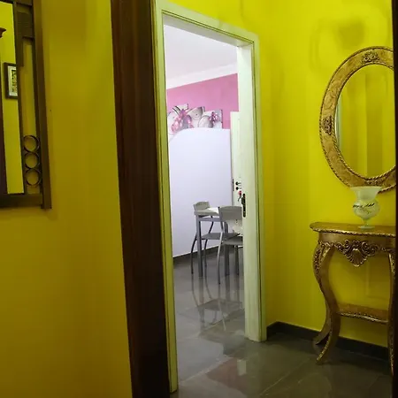 לינה וארוחת בוקר Palazzo Primavera 3*